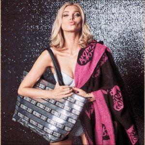 Victoria's Secret Tote & Blanket Set NWT